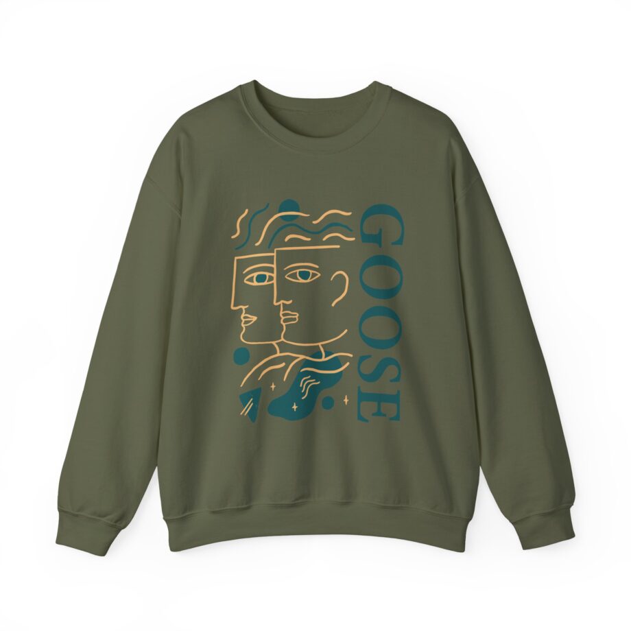 Goose Unisex Heavy Blend™ Crewneck Sweatshirt