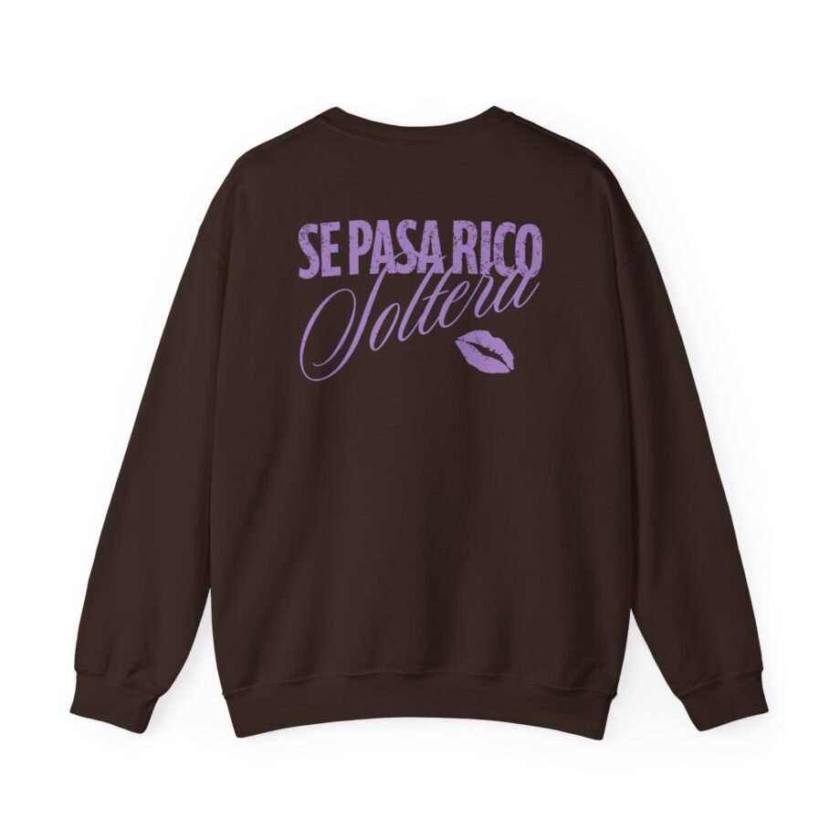 Shakira Se Pasa Rico Soltera Unisex Heavy Blend™ Crewneck Sweatshirt