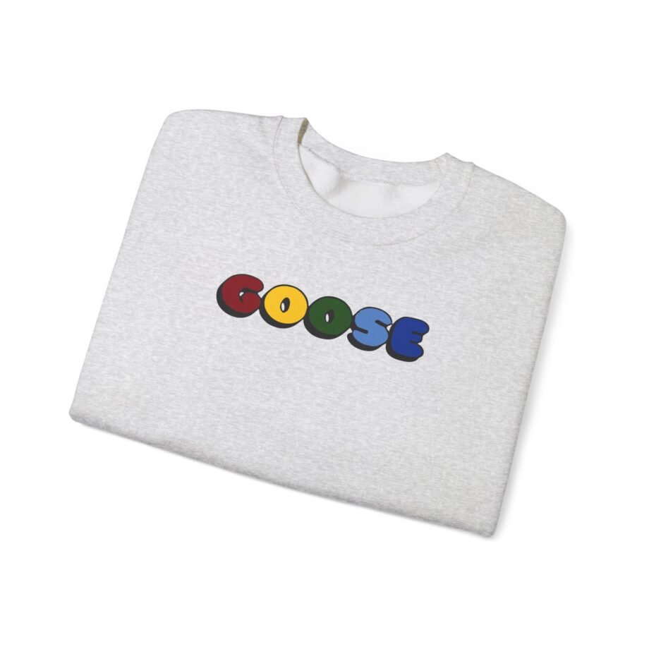 Goose Unisex Heavy Blend™ Crewneck Sweatshirt