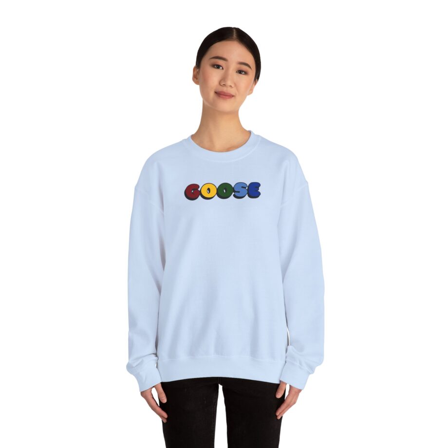 Goose Unisex Heavy Blend™ Crewneck Sweatshirt