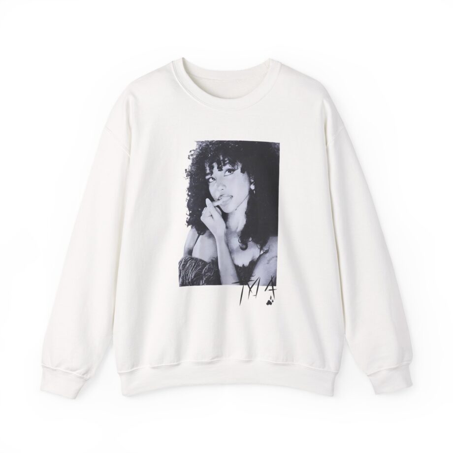 Tyla Portrait & Paw Unisex Heavy Blend™ Crewneck Sweatshirt