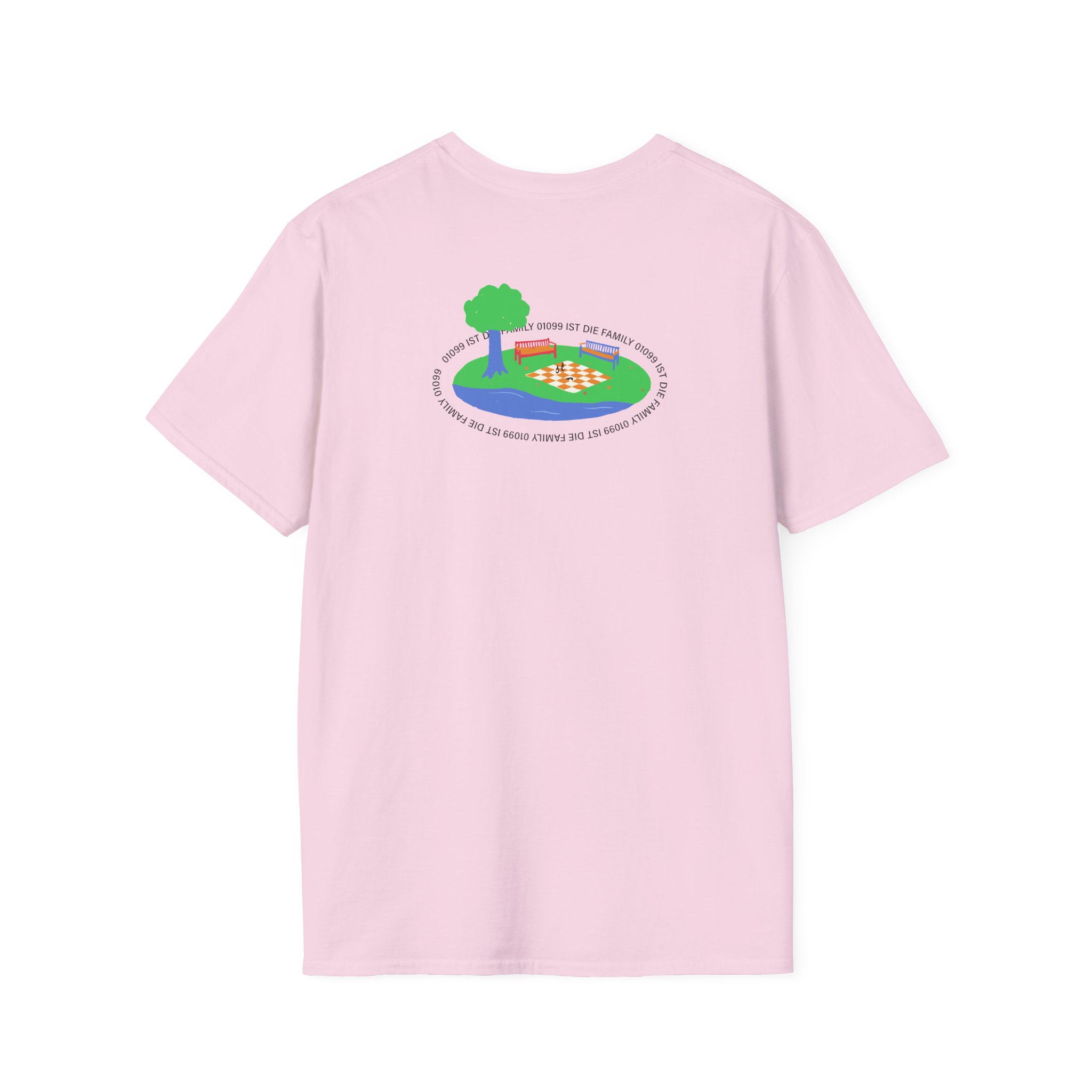 01099 Ist Die Family Unisex Softstyle T-Shirt